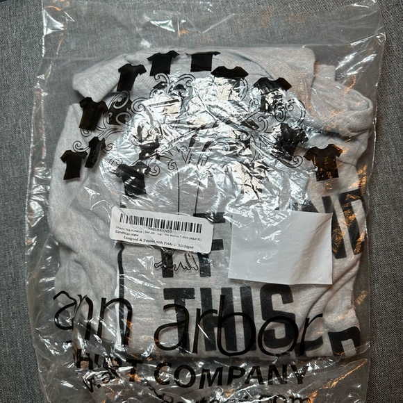 New Graphic Tee I Found This Humerus Novelty XL - Picture 2 of 4